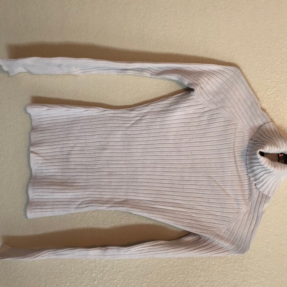 Women’s small turtle neck long sleeve